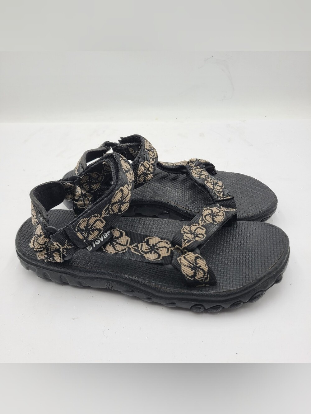 B53 Teva Women's Shoes Sandals Outdoor Sz 7 Black Gray Flower Hook & Loop Straps